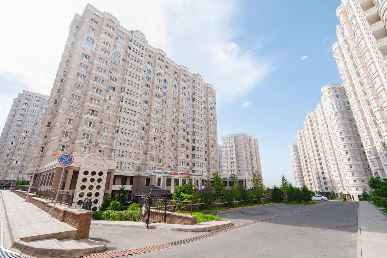 Razmestim В Жк Шахристан На 15 Этаже Almaty Exterior photo